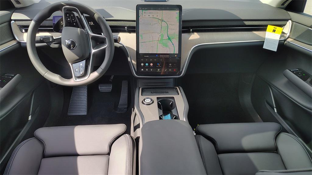 new 2025 Volvo EX90 car, priced at $87,640