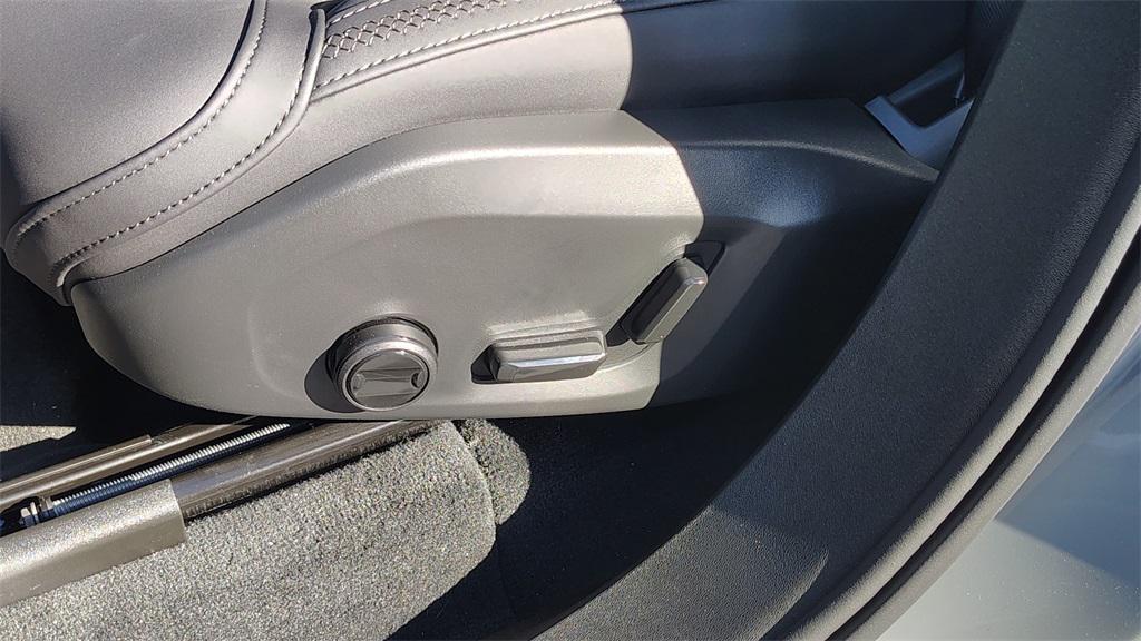 new 2026 Volvo XC90 Plug-In Hybrid car, priced at $78,812