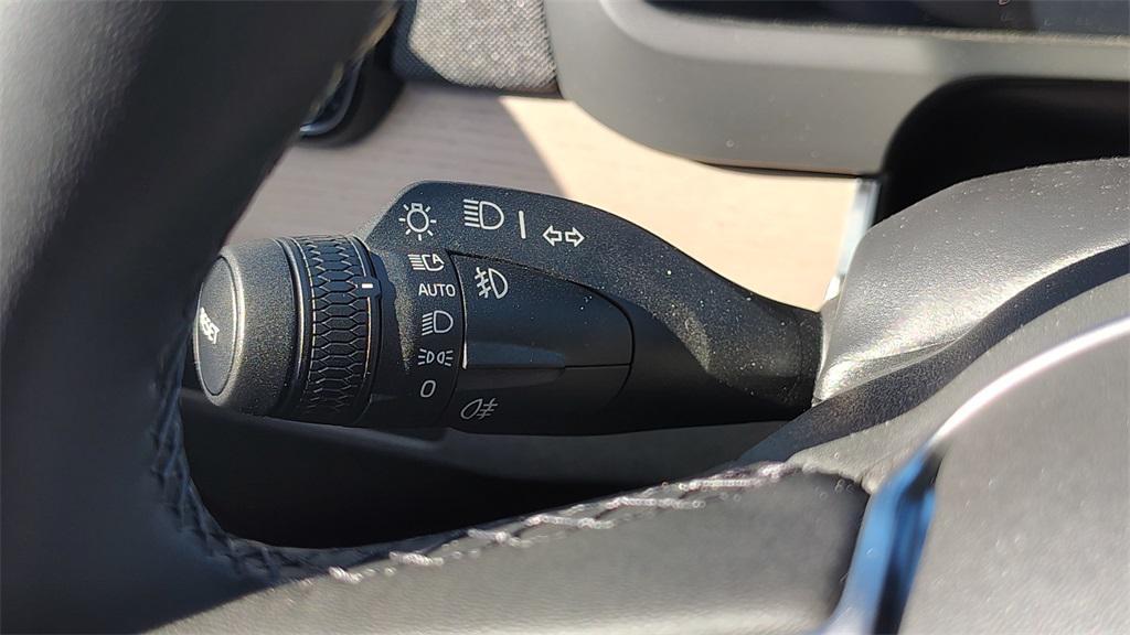 new 2026 Volvo XC90 Plug-In Hybrid car, priced at $78,812