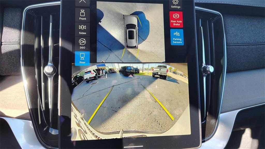 new 2026 Volvo XC90 Plug-In Hybrid car, priced at $78,812