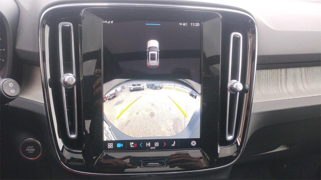 new 2025 Volvo XC40 car, priced at $48,145