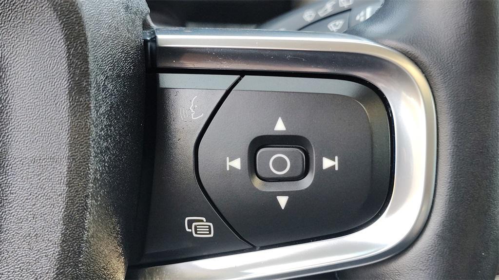 used 2025 Volvo XC40 car, priced at $32,900