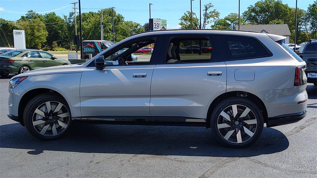 new 2025 Volvo EX90 car, priced at $79,090