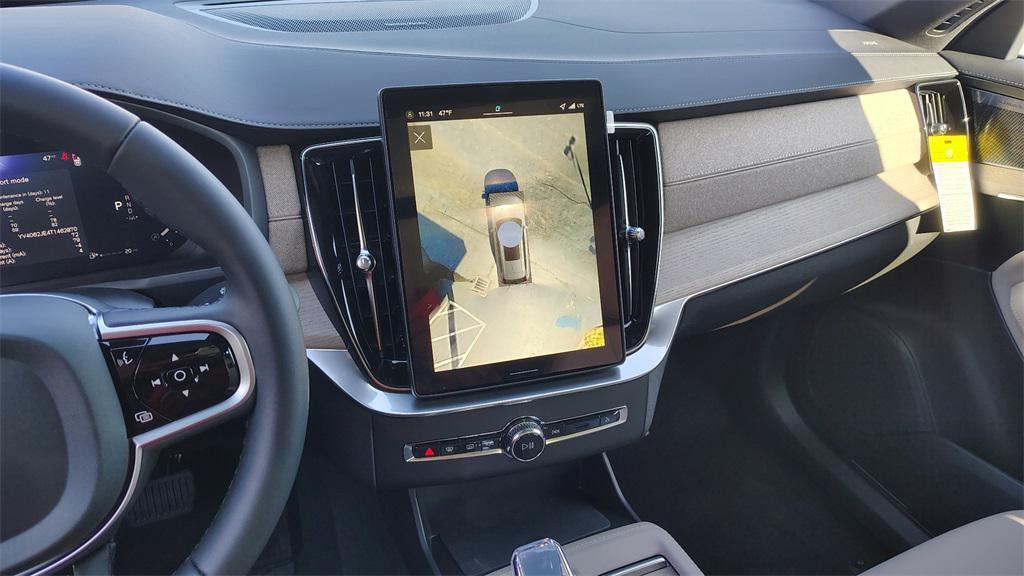 new 2026 Volvo XC90 car, priced at $71,395