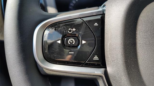 new 2026 Volvo XC60 car, priced at $52,545