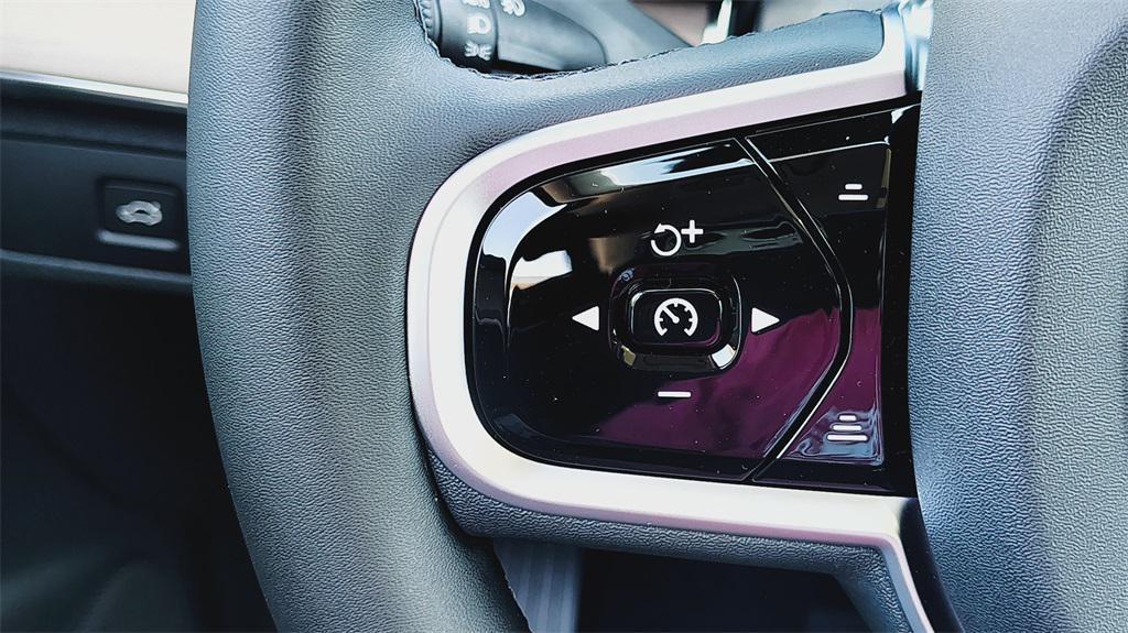 new 2026 Volvo XC90 car, priced at $71,825