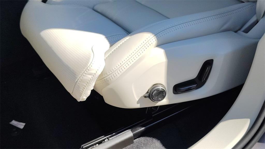 new 2026 Volvo XC60 car, priced at $62,495