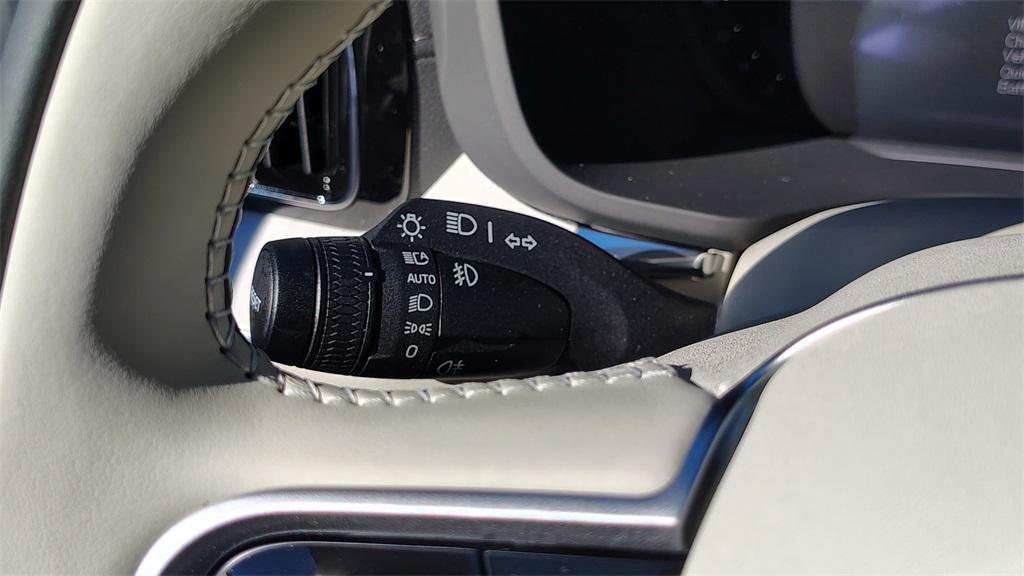 new 2026 Volvo XC60 car, priced at $62,495