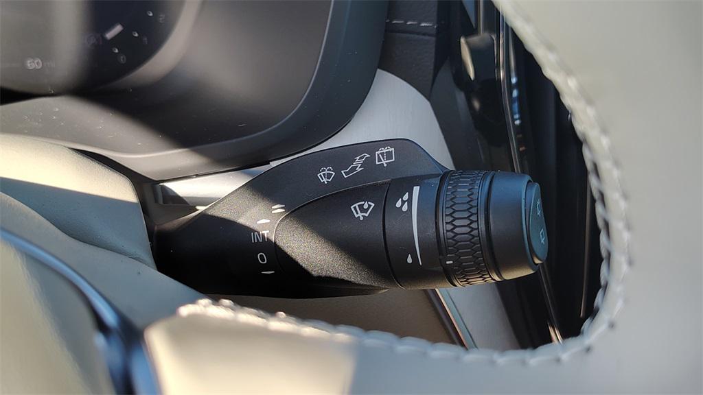 new 2026 Volvo XC60 car, priced at $62,495