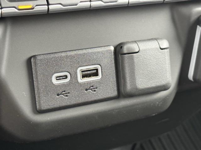 new 2025 Chevrolet Silverado 1500 car, priced at $39,295