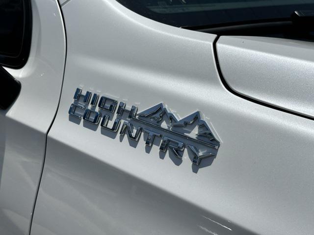 new 2025 Chevrolet Suburban car, priced at $83,350