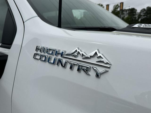 new 2025 Chevrolet Silverado 2500 car, priced at $82,631