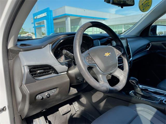 used 2021 Chevrolet Traverse car, priced at $32,257