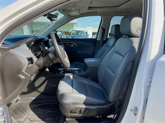 used 2021 Chevrolet Traverse car, priced at $32,257