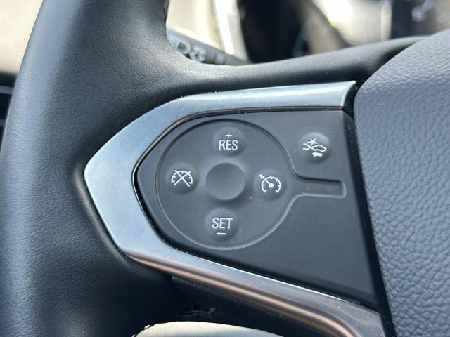 used 2023 Chevrolet Traverse car, priced at $28,042