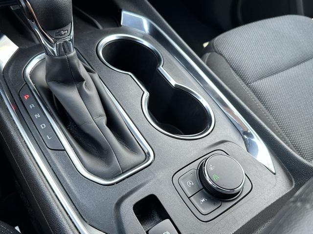 used 2023 Chevrolet Traverse car, priced at $28,042