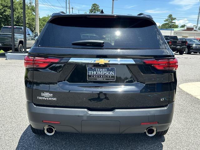 used 2023 Chevrolet Traverse car, priced at $28,042