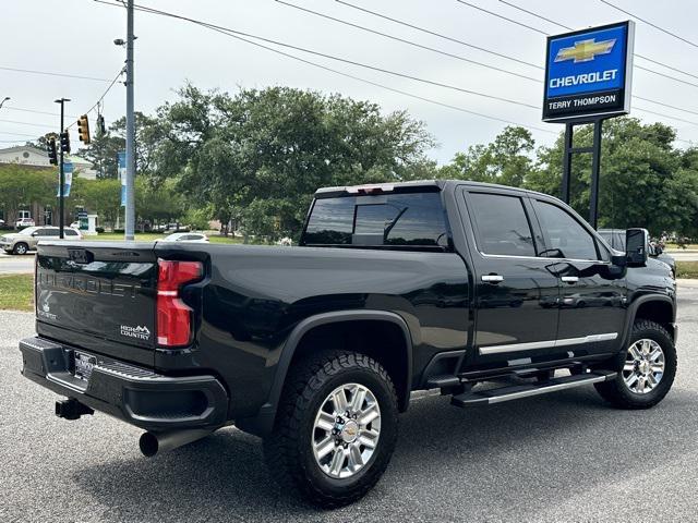 used 2024 Chevrolet Silverado 2500 car, priced at $75,669
