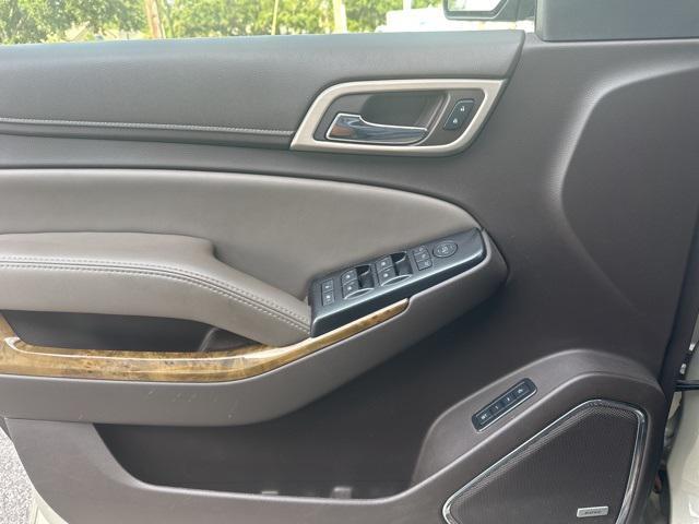 used 2017 GMC Yukon car