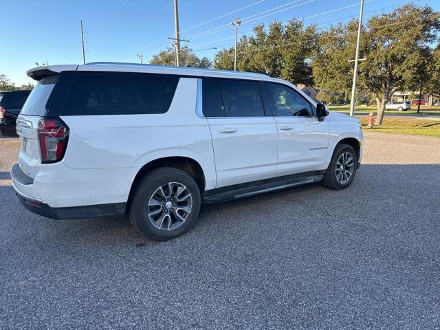 used 2022 Chevrolet Suburban car