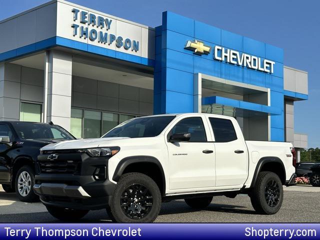 new 2025 Chevrolet Colorado car, priced at $44,545