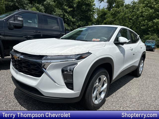 new 2025 Chevrolet Trax car, priced at $22,390