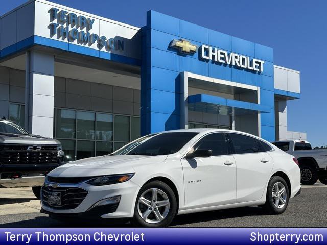 used 2022 Chevrolet Malibu car, priced at $16,804