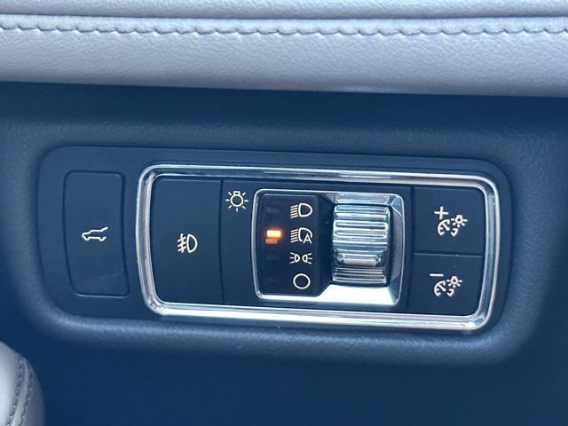 used 2020 Lincoln Aviator car, priced at $24,889