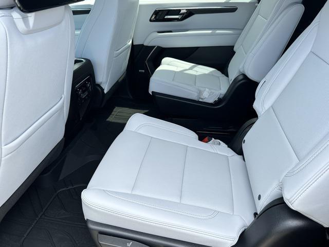 new 2025 Chevrolet Suburban car, priced at $81,735
