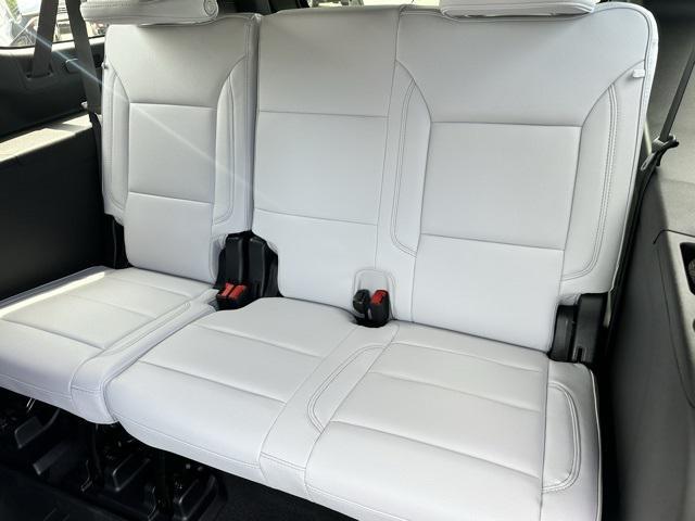 new 2025 Chevrolet Suburban car, priced at $81,735