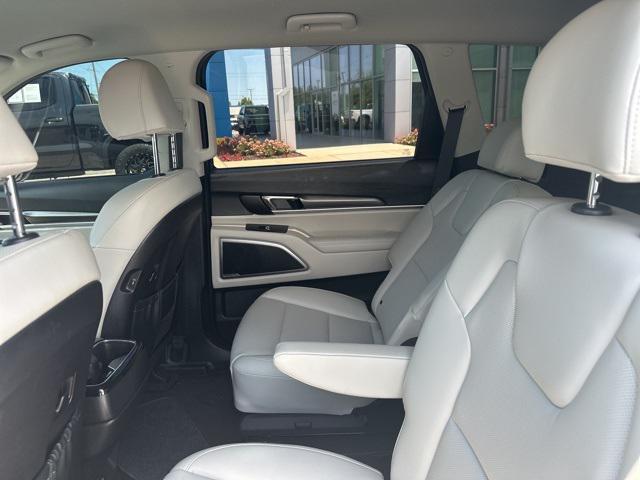 used 2024 Kia Telluride car