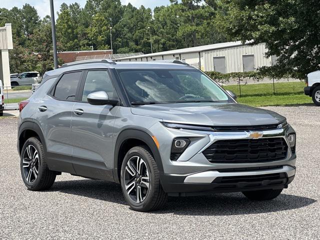 new 2024 Chevrolet TrailBlazer car, priced at $27,500