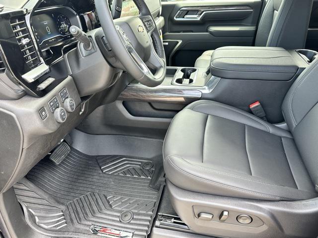 new 2025 Chevrolet Silverado 2500 car, priced at $80,900