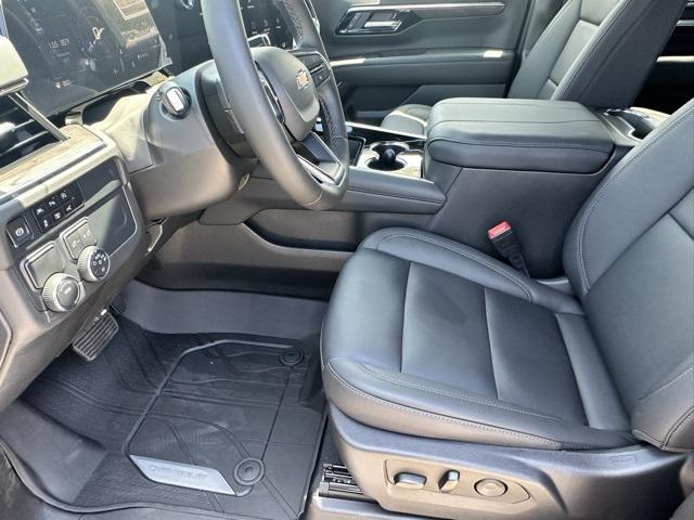new 2025 Chevrolet Suburban car, priced at $68,875
