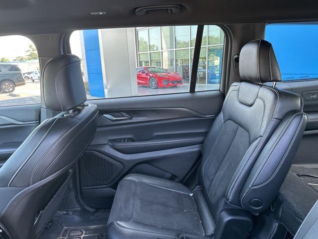 used 2024 Jeep Grand Cherokee L car