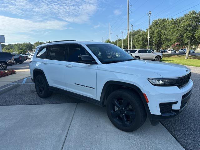 used 2024 Jeep Grand Cherokee L car
