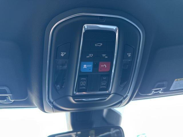 used 2024 Jeep Grand Cherokee L car