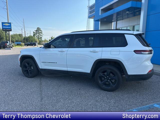 used 2024 Jeep Grand Cherokee L car