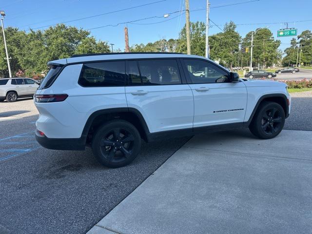 used 2024 Jeep Grand Cherokee L car