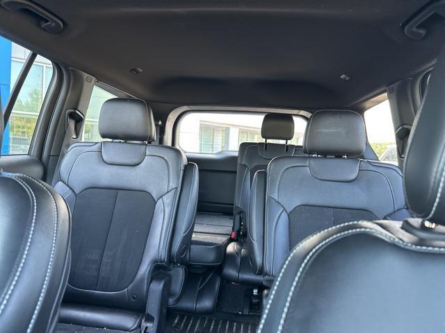 used 2024 Jeep Grand Cherokee L car