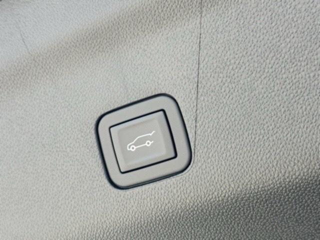 new 2025 Chevrolet Suburban car, priced at $85,805