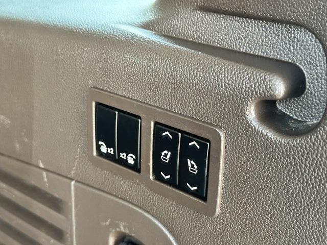 used 2016 GMC Yukon XL car, priced at $24,453