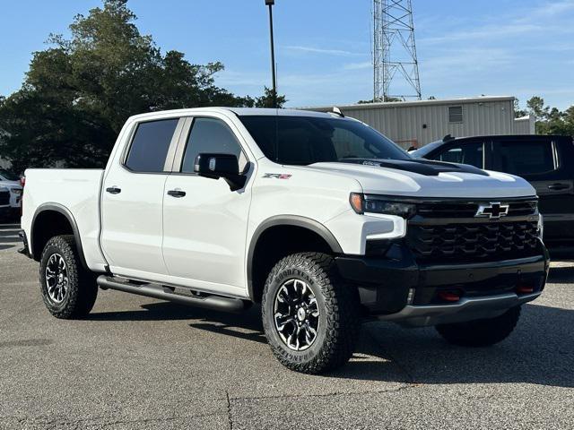 new 2025 Chevrolet Silverado 1500 car, priced at $68,630
