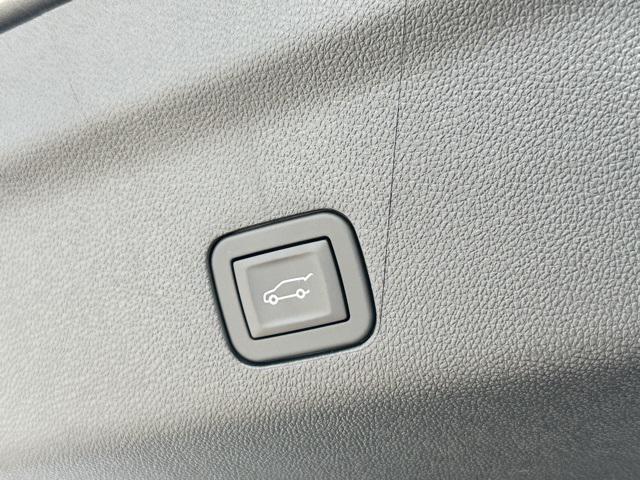 new 2025 Chevrolet Tahoe car, priced at $64,880