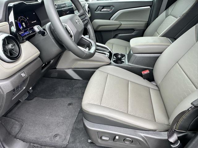 new 2025 Chevrolet Colorado car, priced at $53,619