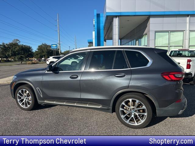 used 2019 BMW X5 car, priced at $26,103