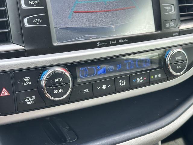 used 2018 Toyota Highlander car, priced at $21,160