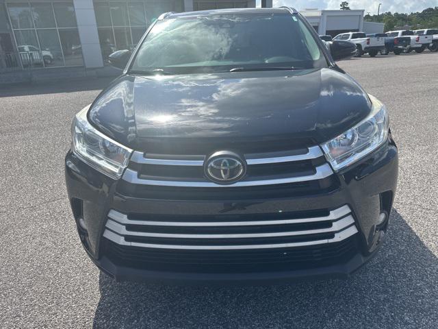 used 2018 Toyota Highlander car, priced at $21,346