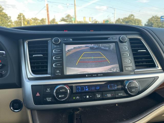 used 2019 Toyota Highlander car