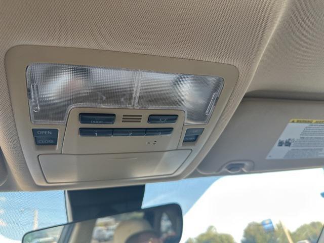 used 2019 Toyota Highlander car